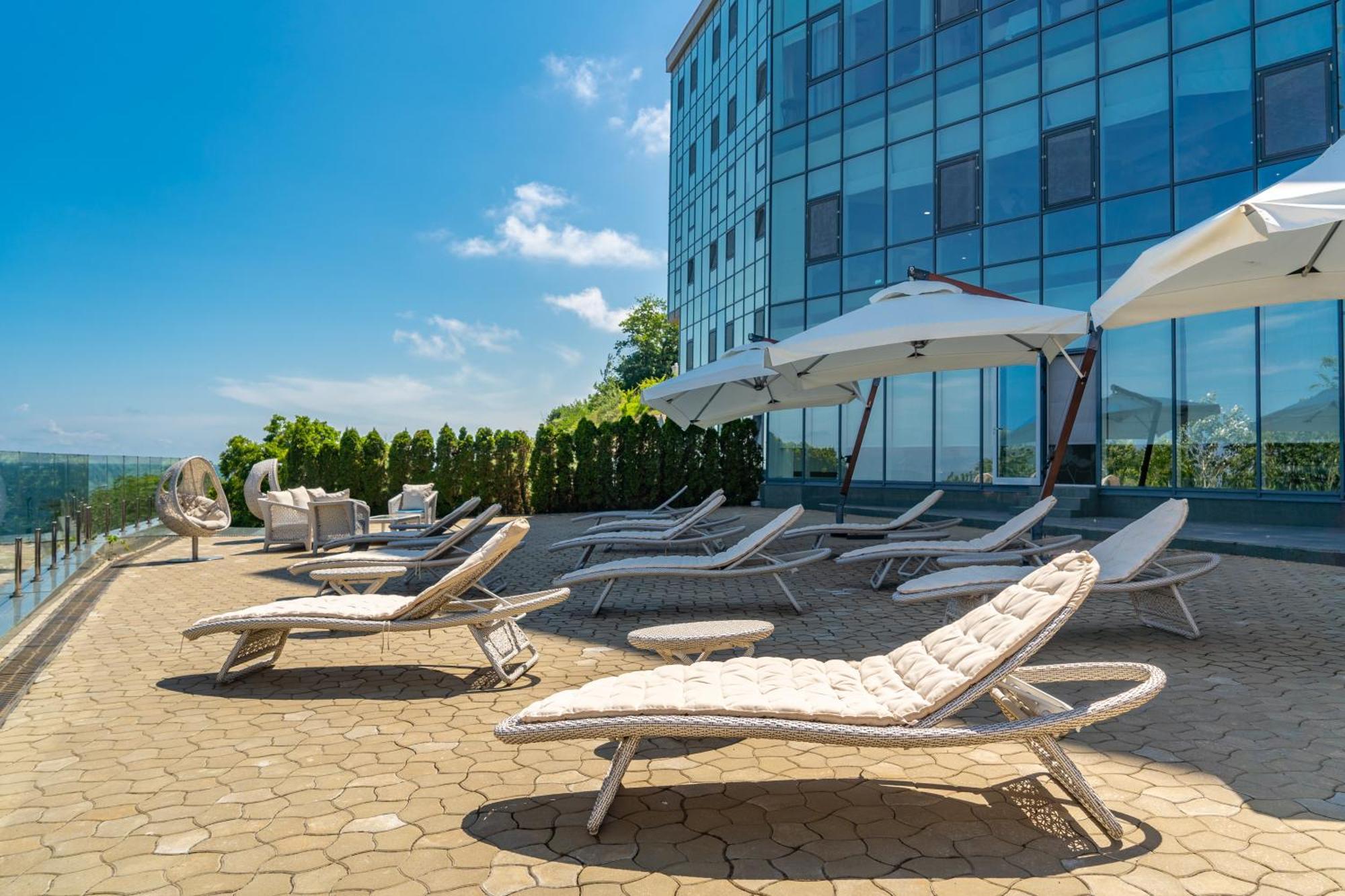 KADORR Hotel Resort&Spa Odessa Exterior foto